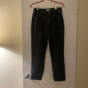 black mom jean